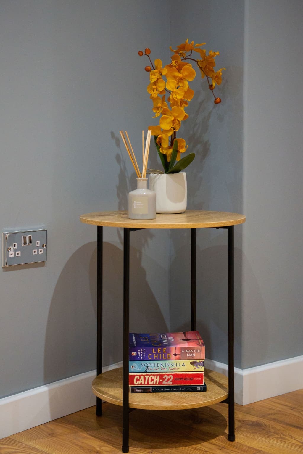 Stylish Stamford Centre 2 Bedroom Apartment - St Paul's Apartments - A photo 1
