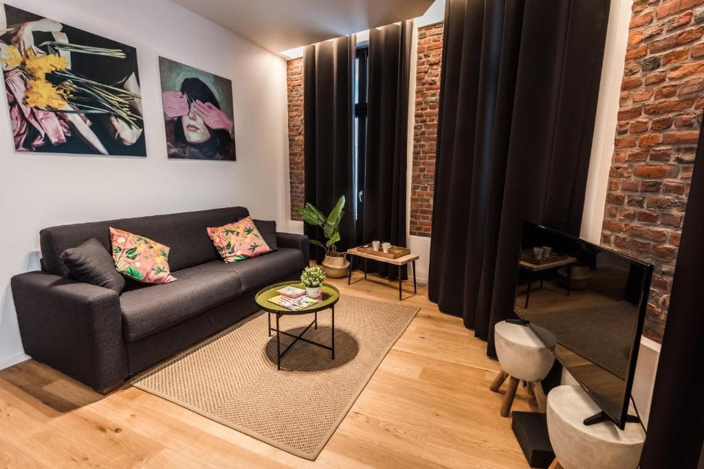 Modern 1-Bedroom Flat in the Heart of Brussels photo 1