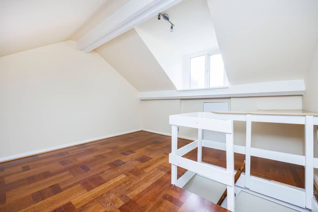 Cosy East Croydon Home Sleeps 6 photo 1