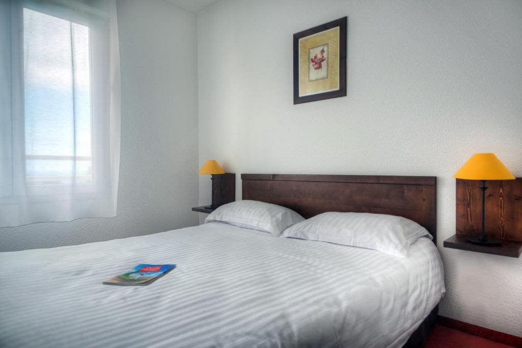 Two bedroom apartment in Evian photo 1