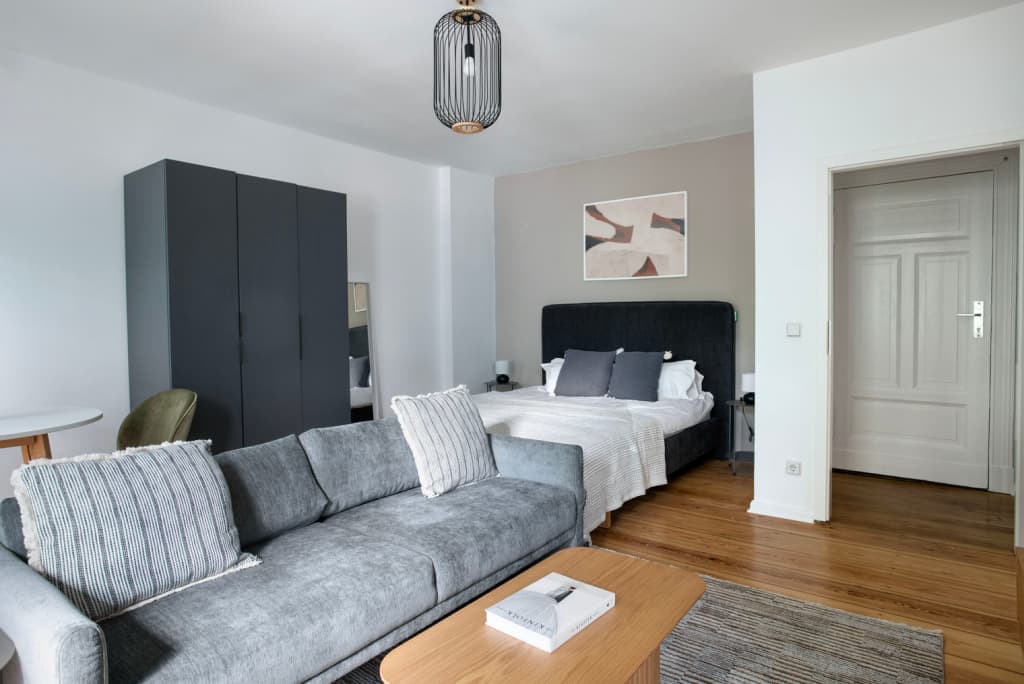 Charlottenburg 1br fully furnished & equipped photo 1