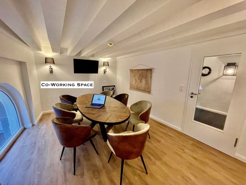 Coliving (private bathroom and room) including cleaning near Bonn photo 1