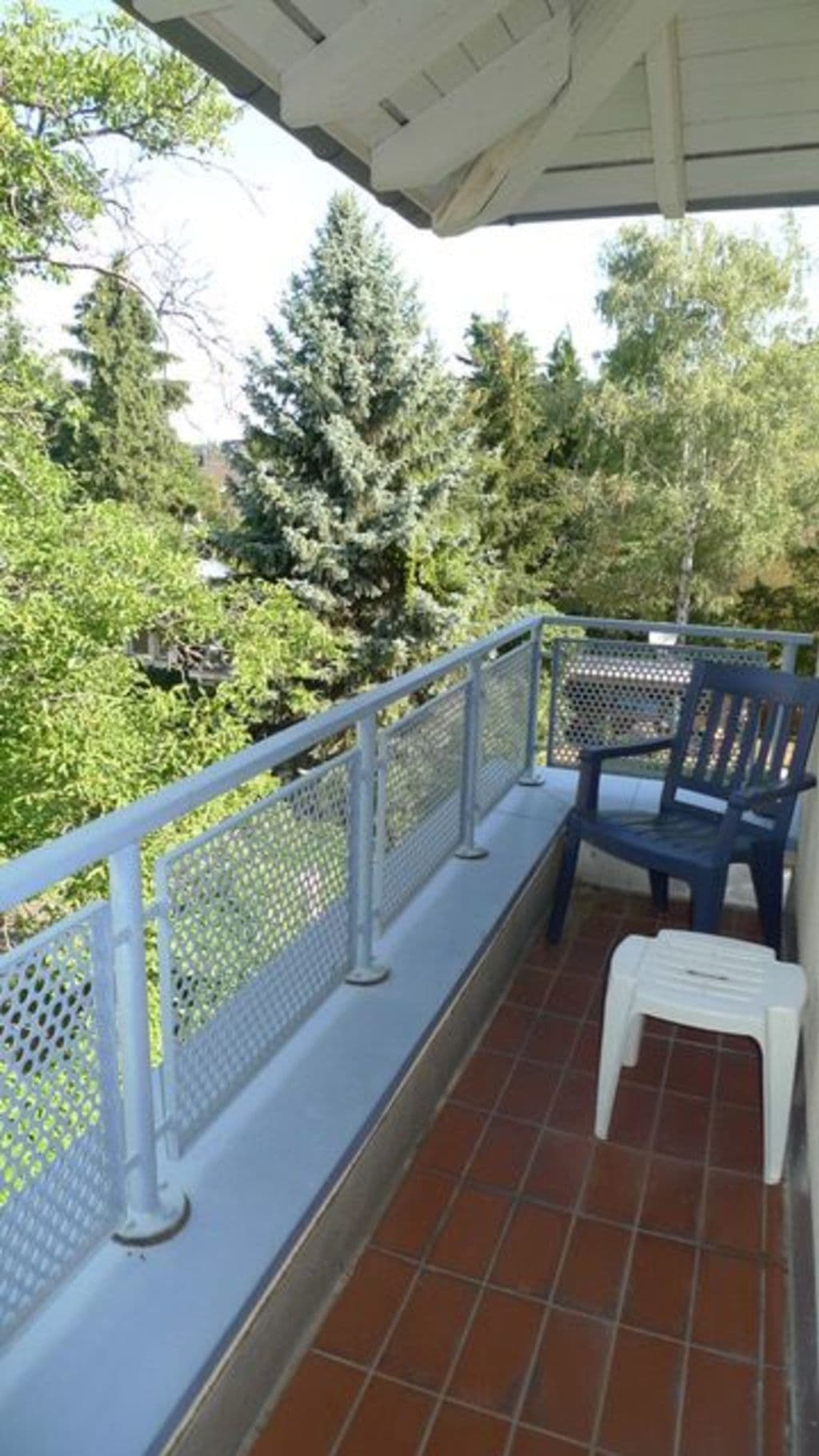 Bright 1.5 room apartment with balcony in an upscale residential area in Striesen photo 1