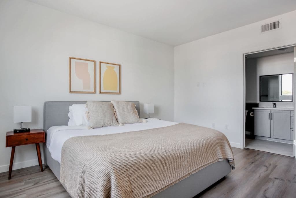 Shared accommodation LILLE - 138 m2 - 6 bedrooms - 4 minutes walk from L1 metro photo 1