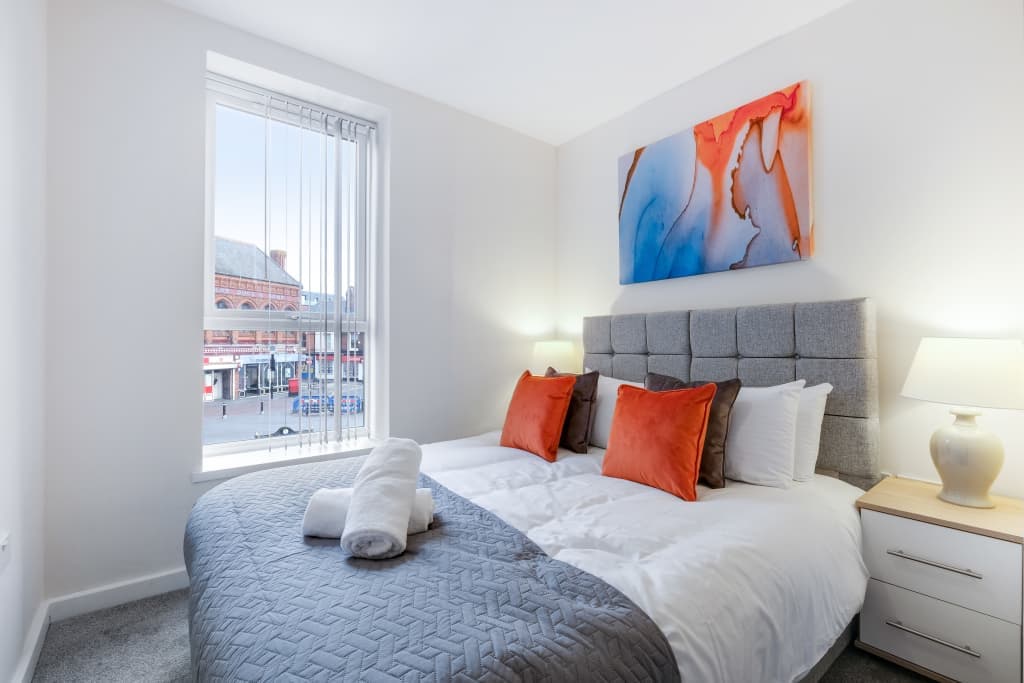 Beautiful 1 Bedroom Apartment with Private Parking in Wednesbury photo 1