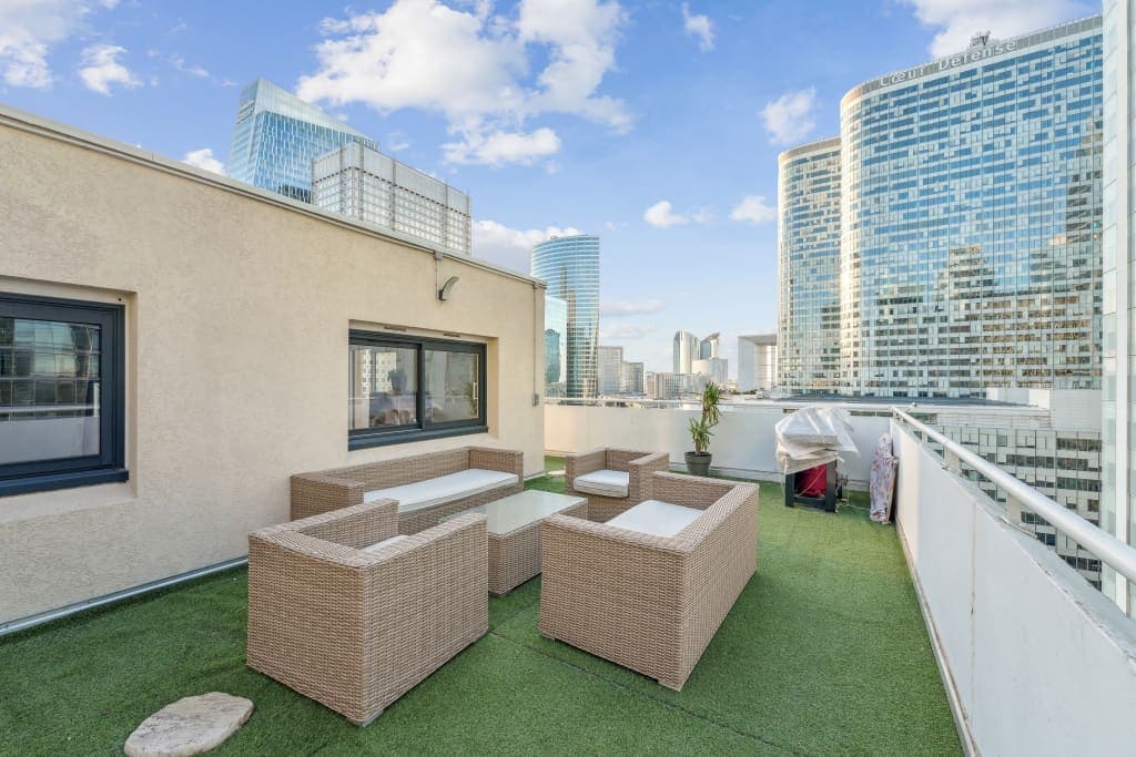 Exceptional apartment with terrace - La Défense- Mobility Lease photo 1