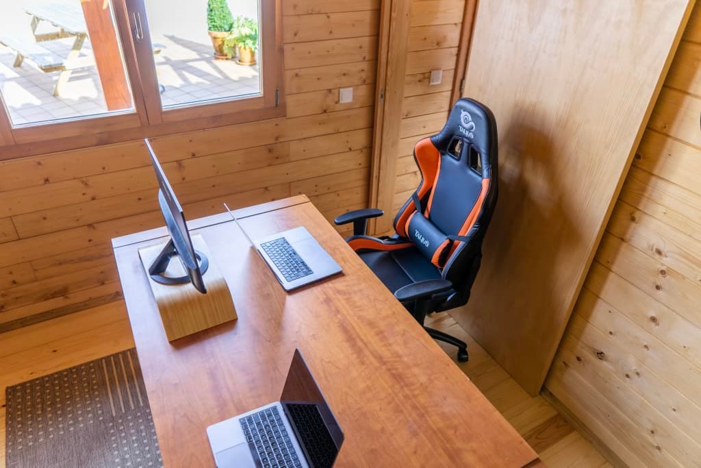 Coliving with Coworking Space open 24-7 - SOLE Tiny (4m2) Private Bedroom (shared bathroom) photo 1