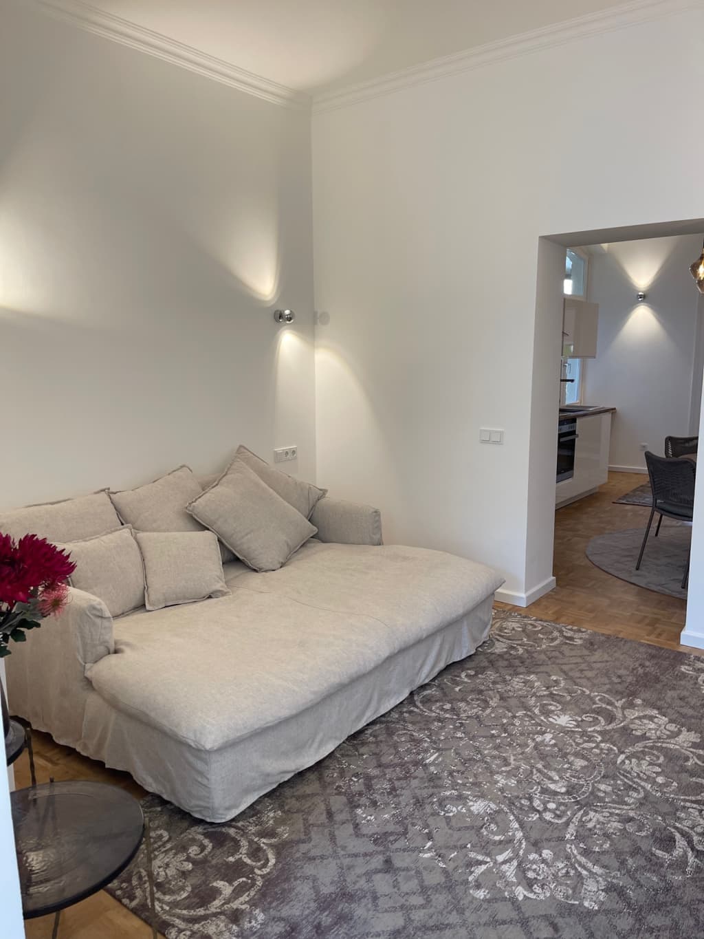 Beautiful 2-room apartment in an old building in Düsseldorf Flingern-Nord photo 1