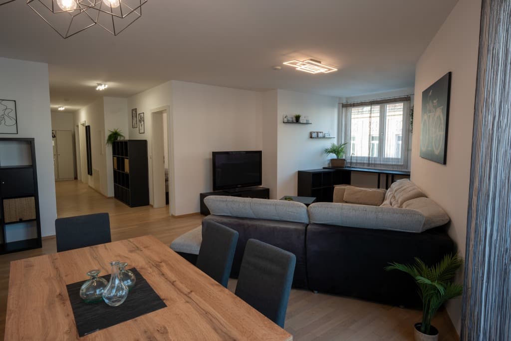 Huge flat with terrace & parking and 3 bed rooms photo 1