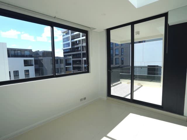 Rosebery - Eastern Subs photo 1