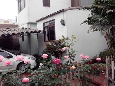 Living in Surco: 2 Simple photo 1
