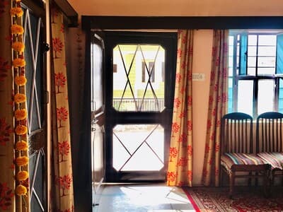 Spacious 2-BHK with Big Terrace photo 1