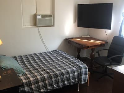 Cozy room in the HEART of DC photo 1