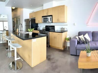 Clean Room In Trendy Apartment photo 1