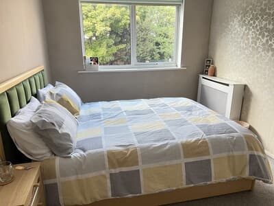Lovely 1 bed home with free perking photo 1
