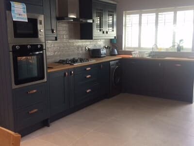 Beautiful Bungalow, Female only photo 1