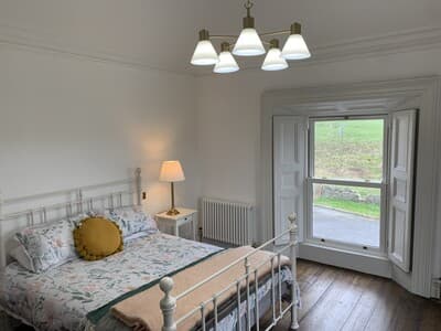 Period House in Scenic Village photo 1