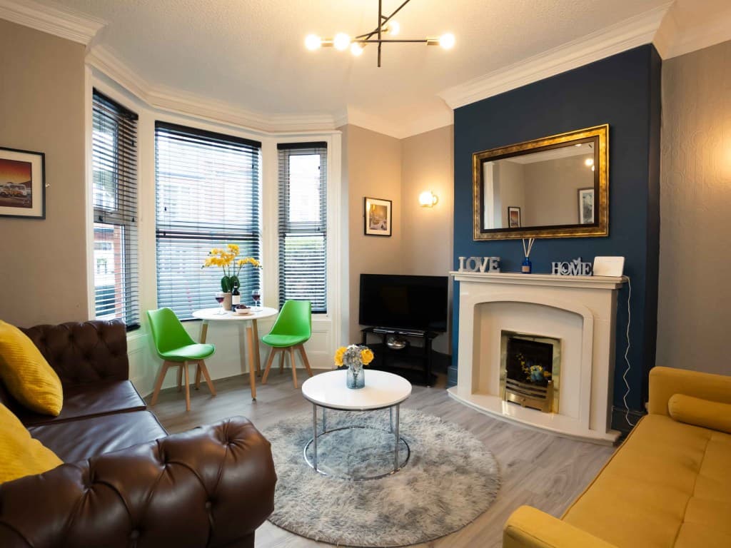 Amazing, Newly renovated 5Bedroom House sleeps 10 photo 1