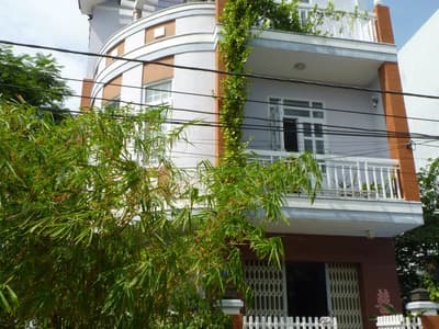 Warm near-the-beach homestay photo 1