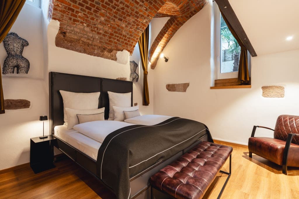 luxury family suite photo 1