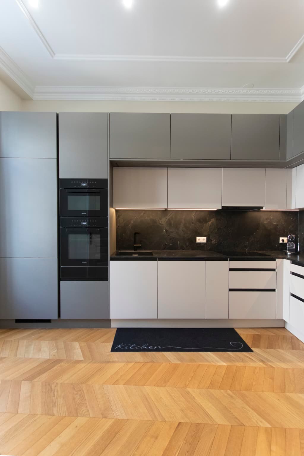 Luxury Vienna apartment photo 1