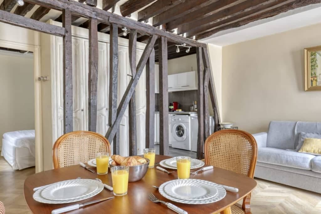 Typical & Charming flat near St Germain - Mid-term photo 1