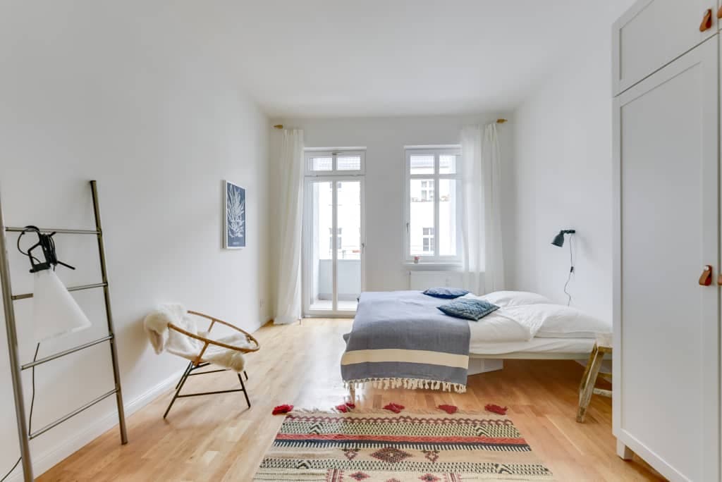Newly Furnished 1 Bedroom apartment 62 m2 in Friedrichshain. Co- working space and weekly events included photo 1
