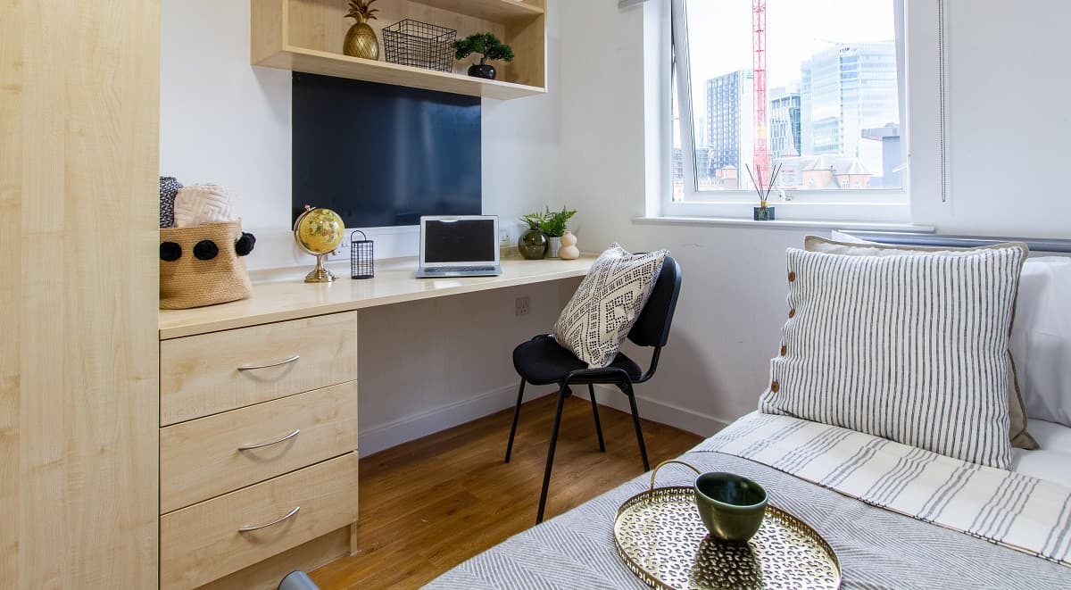 Platinum 2 Bed Flat - 3