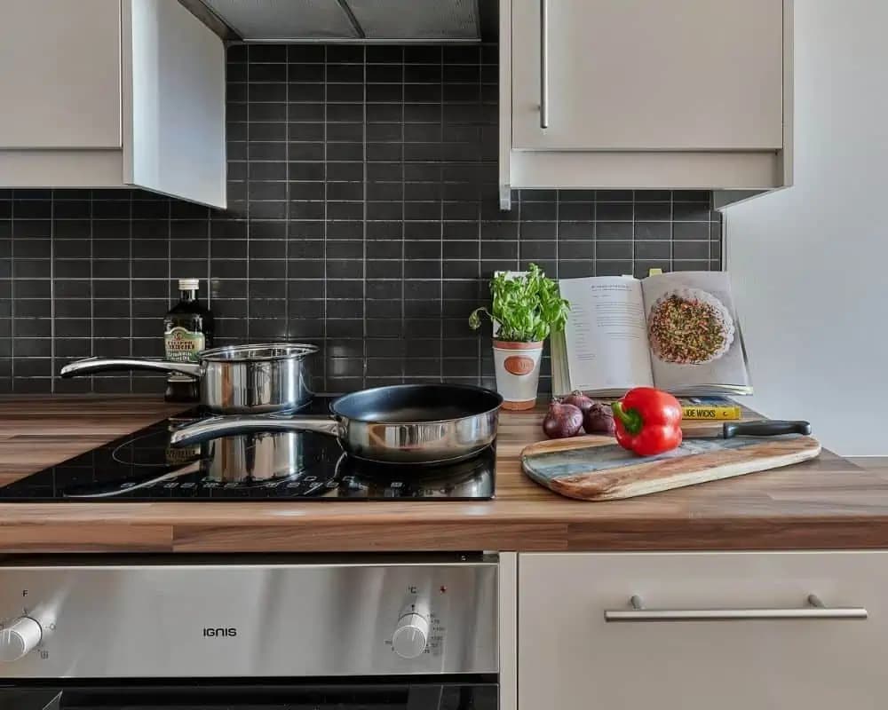 Classic En-Suite In A 6-Bed Flat - 4