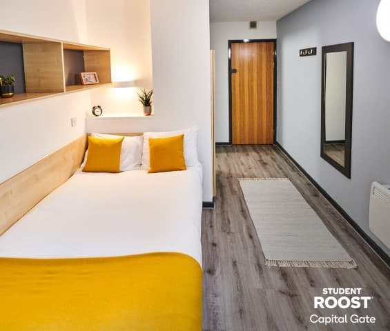 En-Suite Bronze Plus - City View - 1