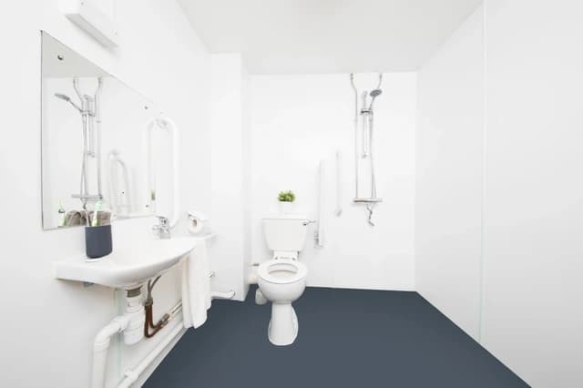 Double Wheelchair Accessible Studio - 2