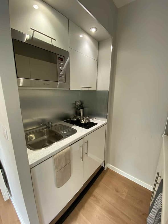 Studio Platinum - 2