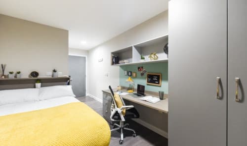 En-Suite Silver Plus - 1