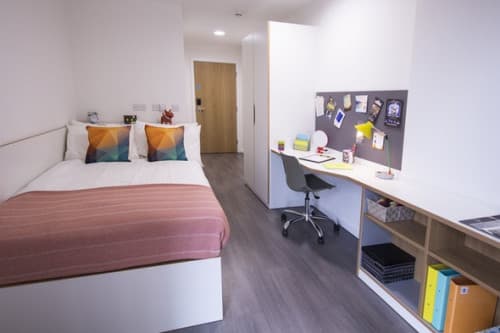 En-Suite Bronze Plus - 7