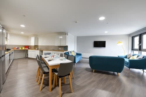 En-Suite Bronze Plus - 4
