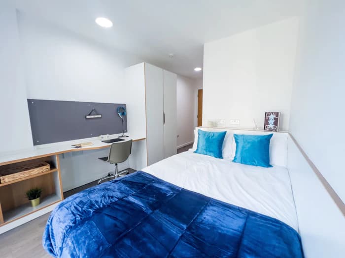 En-Suite Silver Plus - Terrace - 1