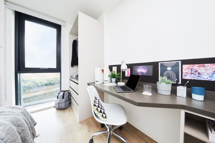Premium En-Suite - 2