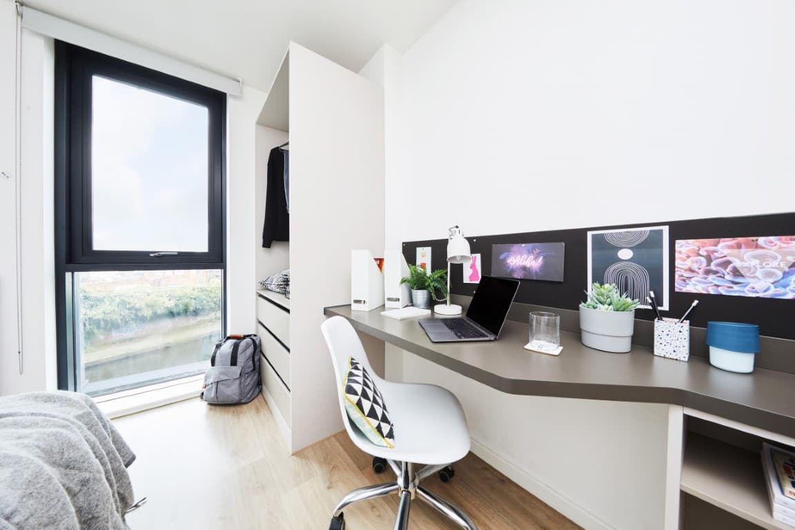 Platinum Ensuite - 2