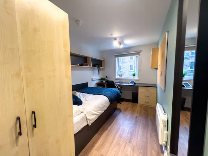 En-Suite Bronze - 3