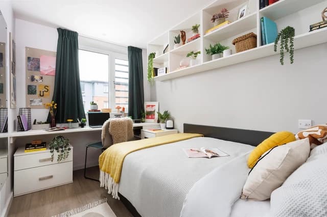 Medium Standard Double En-Suite - 2
