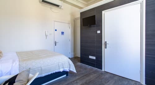 Gold En-Suite Room - 6