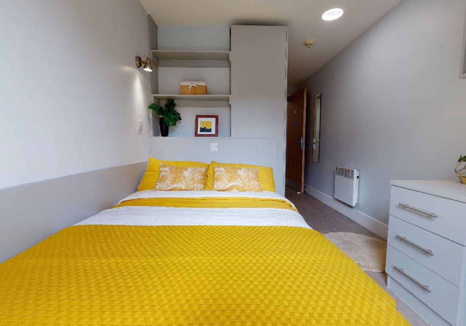 Silver En-Suite - 4