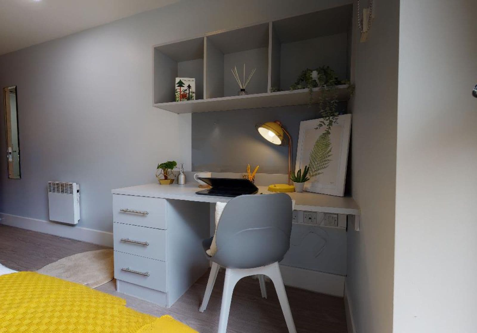 Silver En-Suite - 3