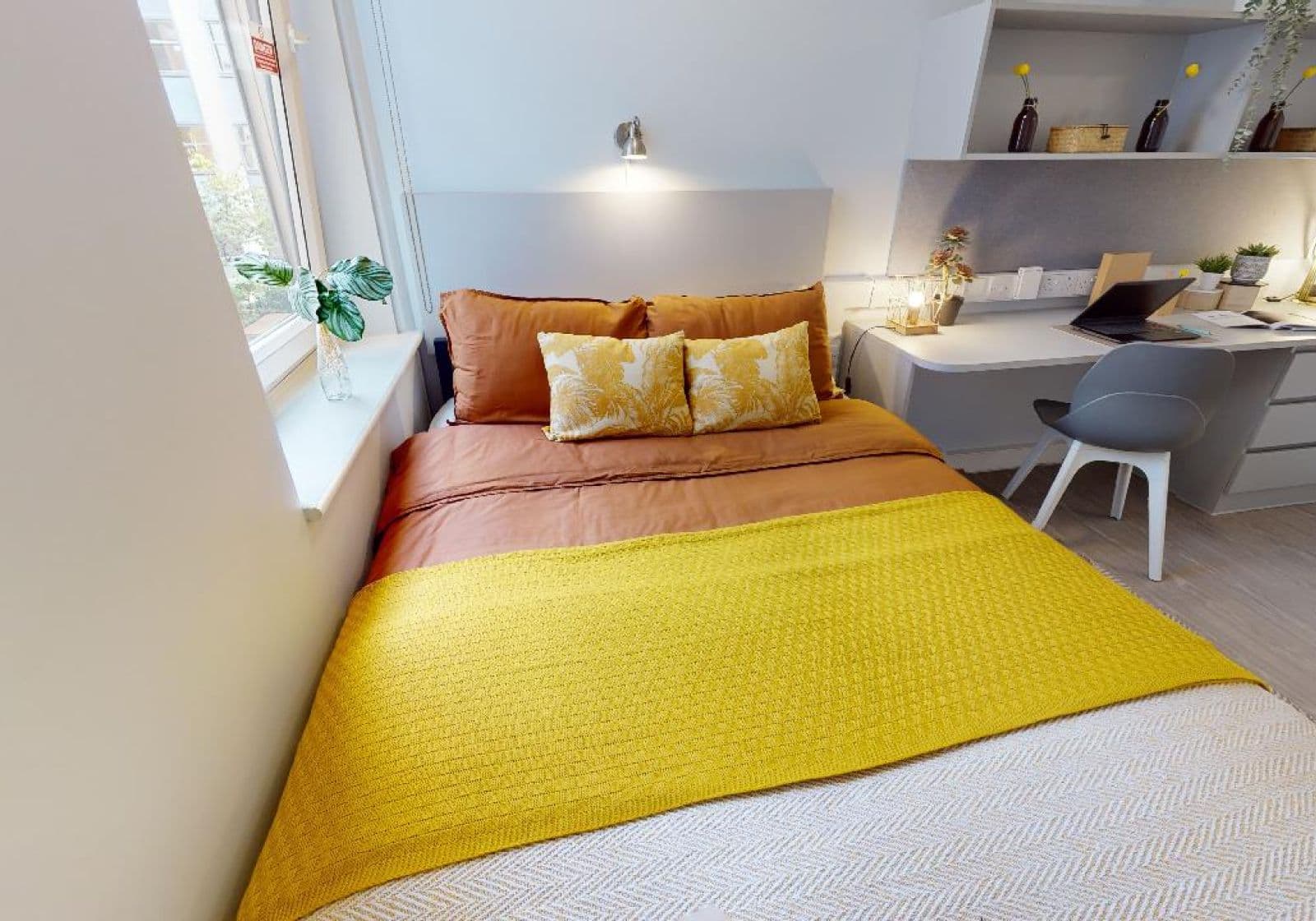 Silver En-Suite Plus - 2