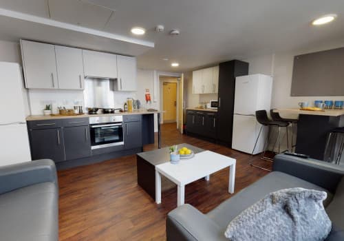 Silver En-Suite - 2