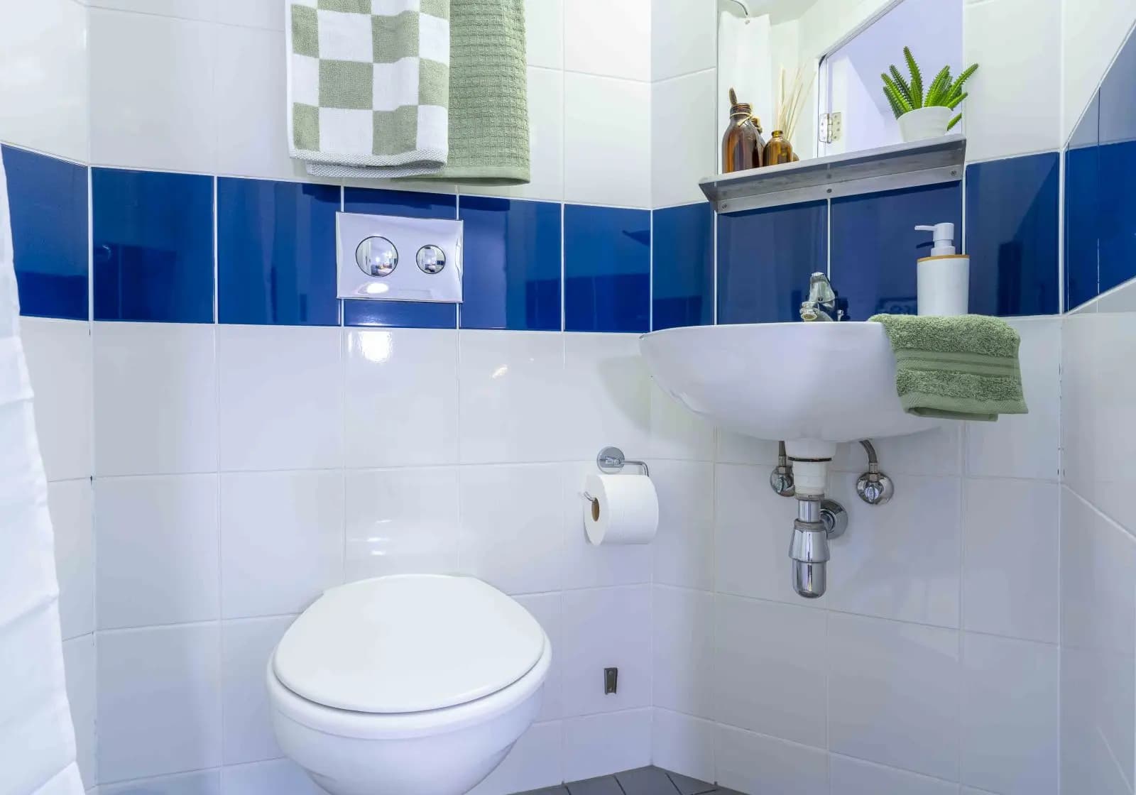Gold En-Suite - 4
