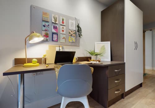 Gold En-Suite - 3