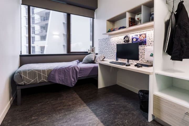 5-Bedroom Apartment (Corner View) - 5