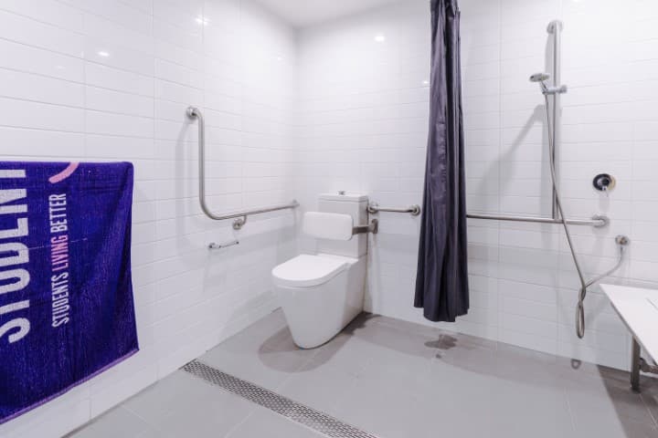 Double / Adaptable Studio - 3