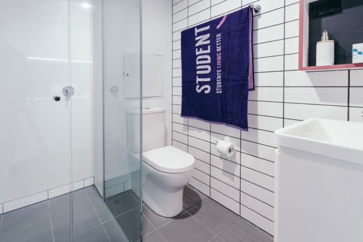 Executive Studio - 4